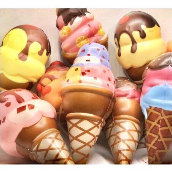🍦 KAWAII ICE CREAM SLOW RISE SQUISHY 🍦 - Picture 3 of 6